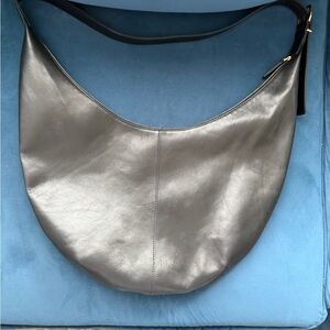 Madewell The Essential Slouchy Black Leather Curve Shoulder Bag